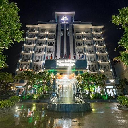 Kampong Thom Royal Hotel Exterior foto