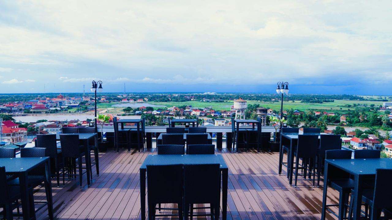 Kampong Thom Royal Hotel Exterior foto